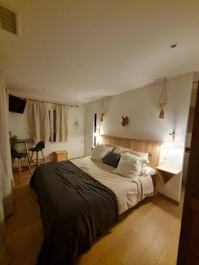 Oxpira Apartman Palaja Kültér fotó