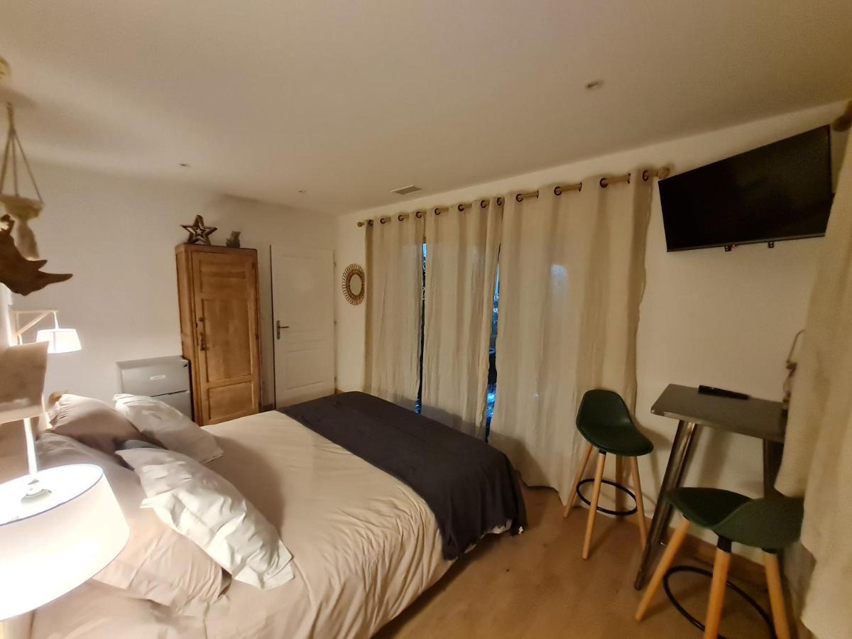 Oxpira Apartman Palaja Kültér fotó